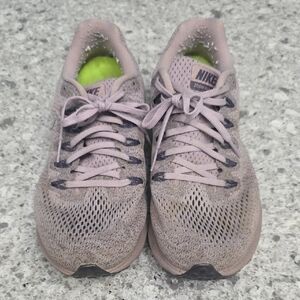 Nike Women's Taupe and Black Sneakers